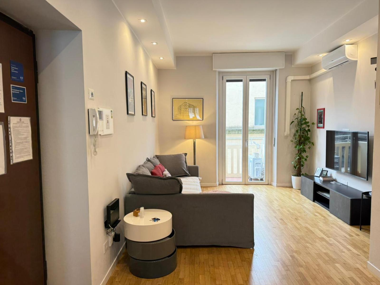 Comoluxhouse- Intero Appartamento Buitenkant foto